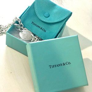 Tiffany & Co. Silver Return To Oval Tag Necklace